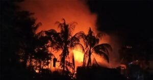 একজনের মৃত্যু ভোলায় আগুন নেভাতে গিয়ে