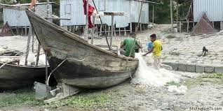 নদীতে নামার প্রস্তুতি জেলেদের শেষ হচ্ছে নিষেধাজ্ঞা